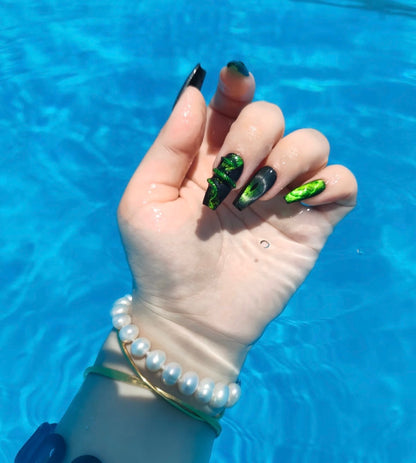 Green Snake Nails [Handmade]